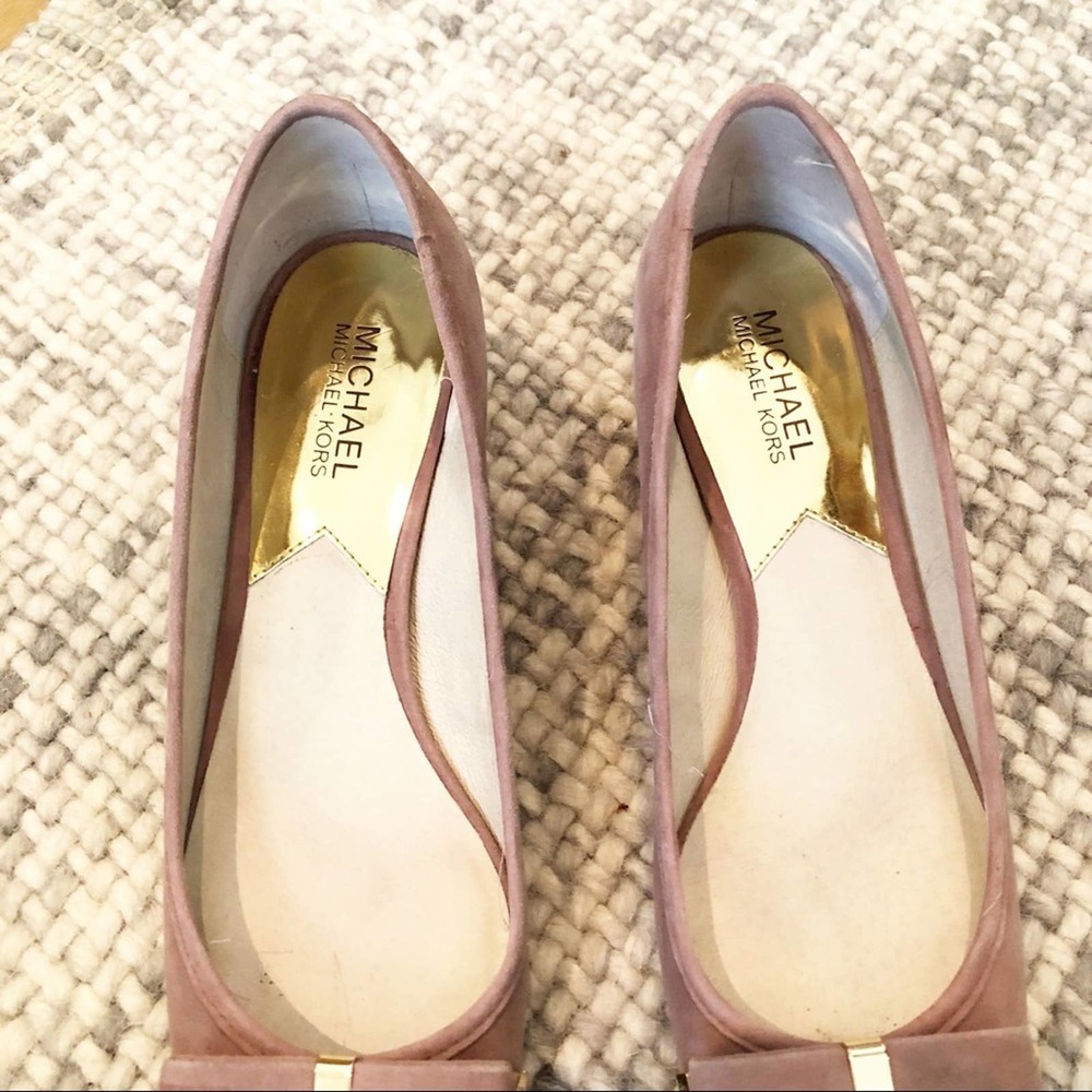 Michael Kors Kiera Pumps - Picture 7 of 9